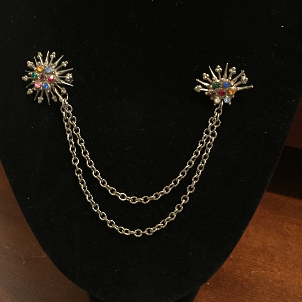 Adorable Vintage 1950s Sweater Guard